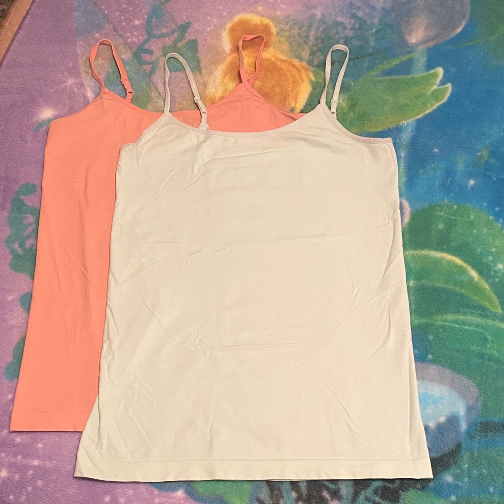 Lot of 2 Apt. 9 Women's Camisoles in Peach and Mint Green